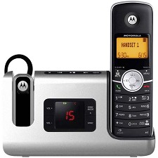 Motorola L902 Cordless DECT 6.0 Phone with Bluetooth Headset